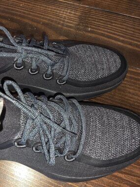 AllBirds Men's Strider Explore Sz 10.5